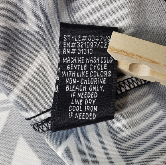 AGB Mockneck Geometric Triangle Shadow Print Office Casual Shift Border Print 10 - Picture 8 of 16